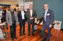 Are pleased about the first place in the Environmental Technology Award. From left to right: Claus Huwe (drainage expert from HAURATON), Fabian Reuter (Senior Consultant from HAURATON), Franz Untersteller (Environment Minister of Baden-Württemberg), Marcus Reuter (Managing Director of HAURATON)