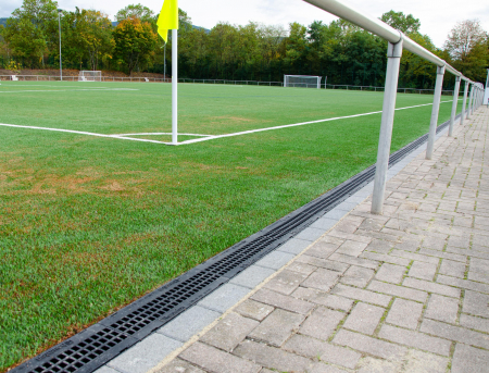 SPORTFIX CLEAN retains micoplastics from artificial turf pitch in Bühl 