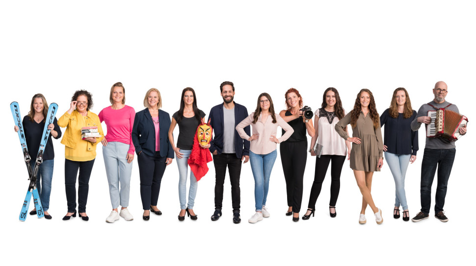 From left to right: Daniela Gerstner, Inge Würges-Degrell, Justine Zimmer, Anna Mosberger, Liesa Ziesemer, Daniel Schirm, Nina Klagmann, Martina Böhm, Dietlinde Kohlmann, Rebecca Mertin, Ramona Hager, Rainer Schaible. From left to right: Daniela Gerstner, Inge Würges-Degrell, Justine Zimmer, Anna Mosberger, Liesa Ziesemer, Daniel Schirm, Nina Klagmann, Martina Böhm, Dietlinde Kohlmann, Rebecca Mertin, Ramona Hager, Rainer Schaible.